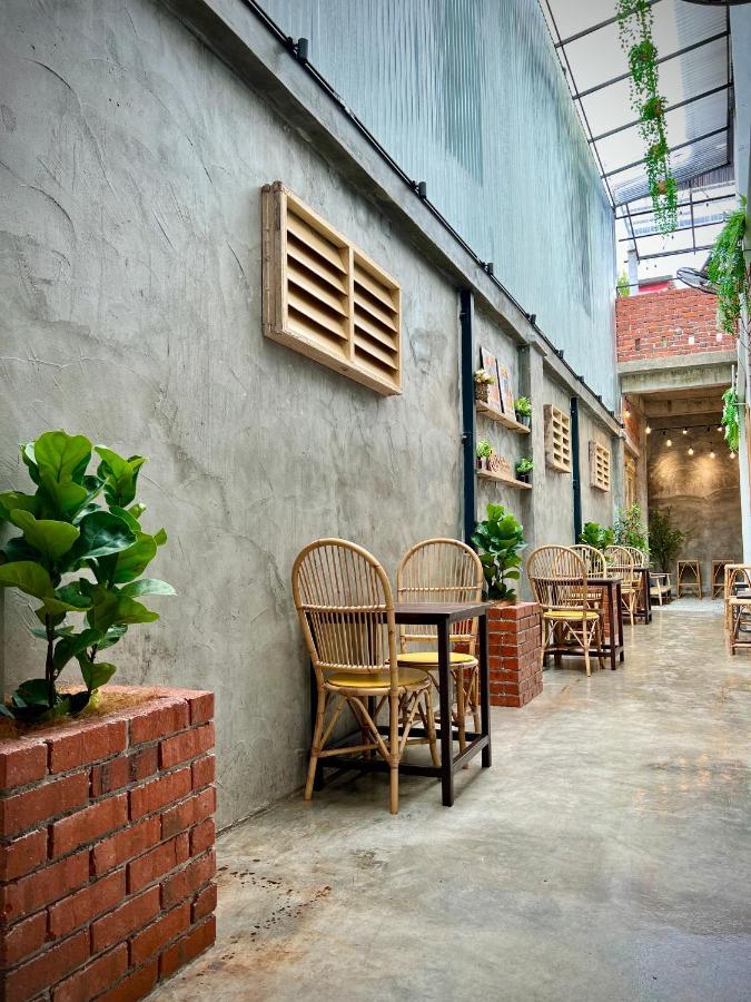 Dosomething Guest House 8 イポー エクステリア 写真